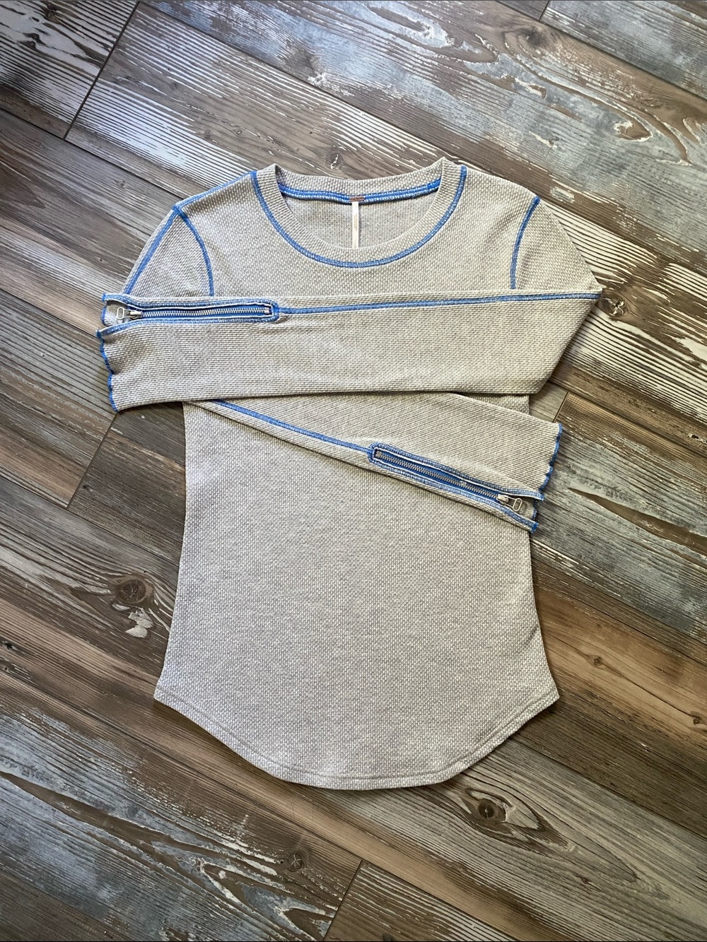 🩶Free People🩶Zipper Cuff Thermal